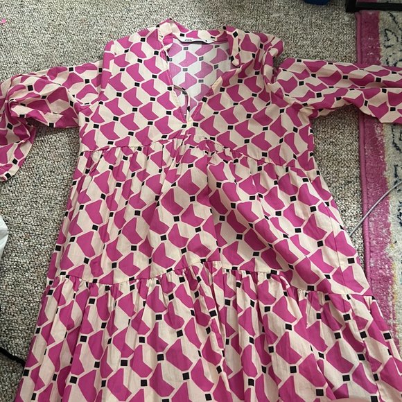 ZARA PRINTED SHORT DRESS  FUCHSIA SZ S EUC - Picture 2 of 2